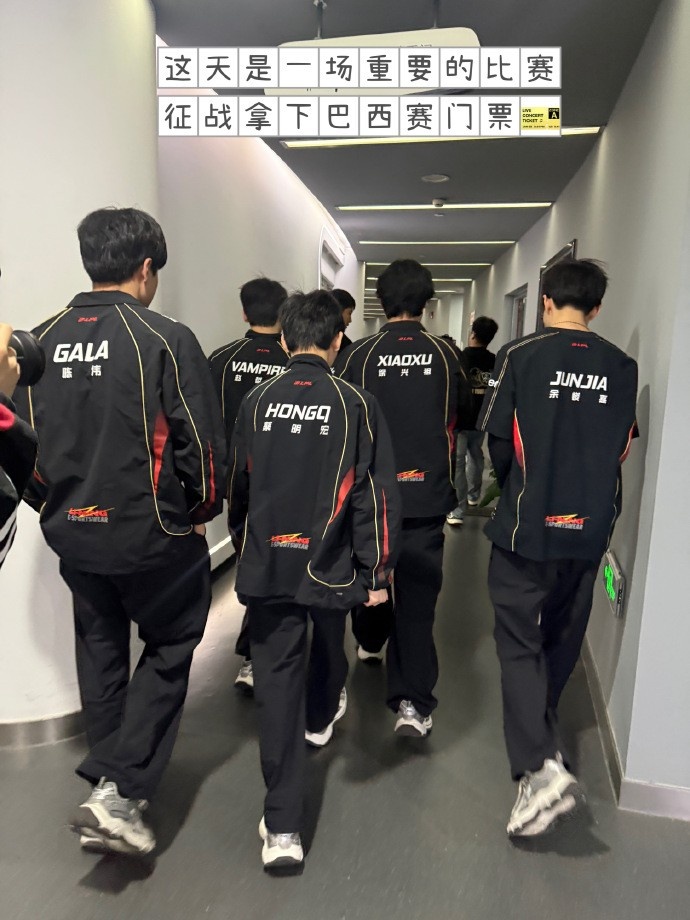 JDG分享照片回顾三月：四月继续，一起往更远的地方走